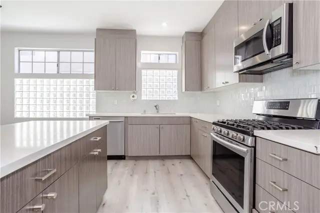 18347 Saticoy  #28, Reseda, CA 91335 - #2