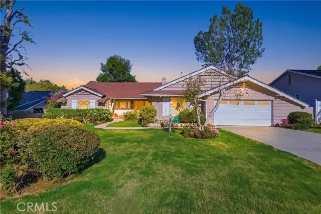 5430 Corbin Avenue, Tarzana, CA 91356 - #2