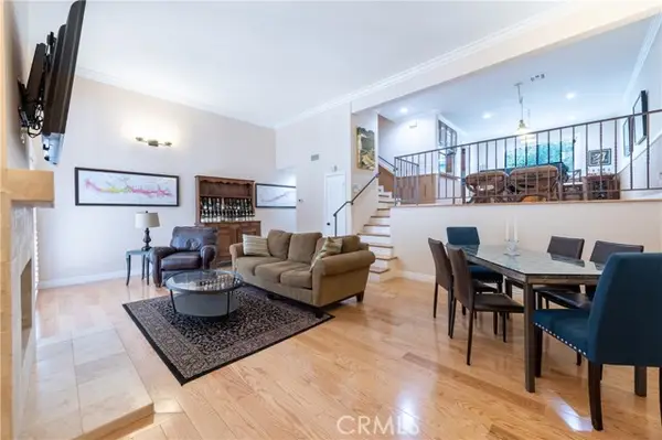 5477 Nestle Avenue  #26, Tarzana, CA 91356