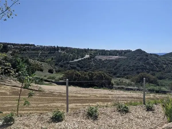 30 COYA Trail, Chatsworth, CA 91311