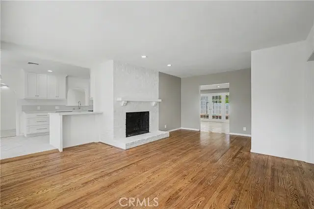 5733 Oakdale Avenue, Woodland Hills, CA 91367 - #3