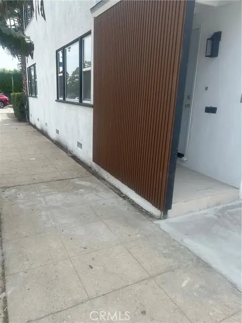 1205 Cole, Los Angeles, CA 90038