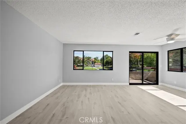 27949 Tyler  #355, Canyon Country, CA 91387 - #2