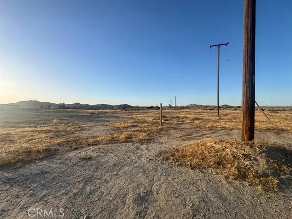 171 Avenue Q12, Palmdale, CA 93591