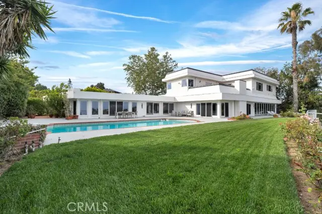 2906 Elvido Drive, Los Angeles, CA 90049 - #1