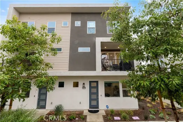 26799 Keystone Loop, Valencia, CA 91381