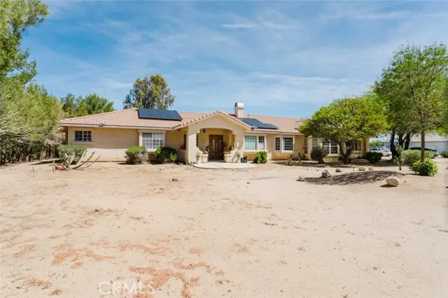 2257 Avenue O4, Palmdale, CA 93551 - #3