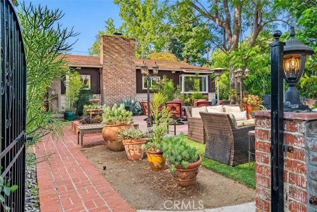 13405 Tiara Street, Van Nuys, CA 91401 - #1