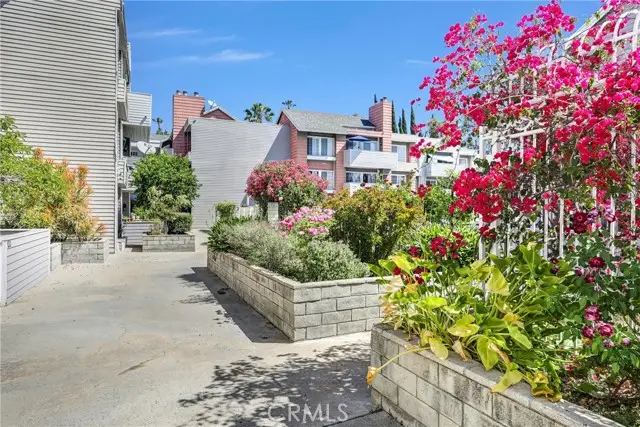 20235 Keswick Street  #213, Winnetka, CA 91306 - #2