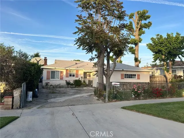 25074 Walnut, Newhall, CA 91321 - #1