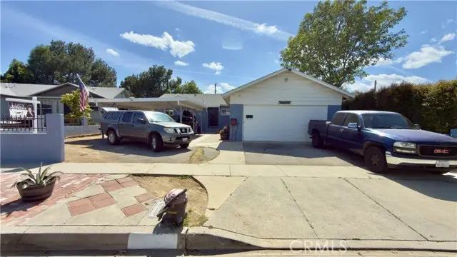 10861 JAIME, Sylmar, CA 91342 - #1