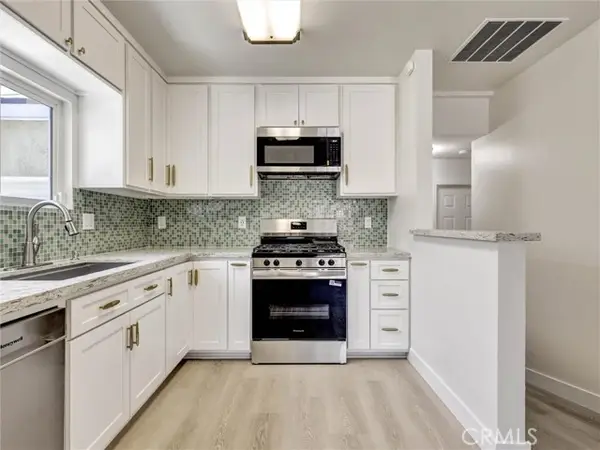 1204 Smith, Long Beach, CA 90806