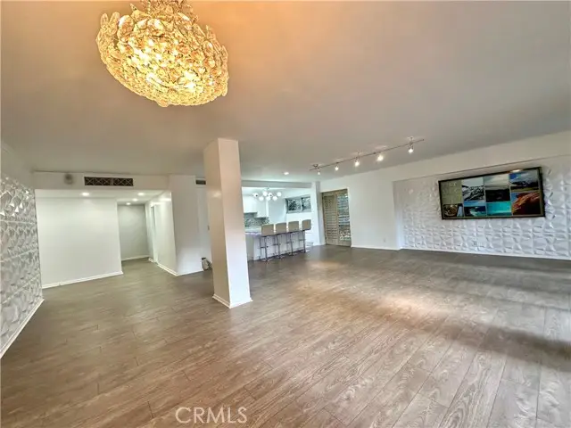 10450 Wilshire  #2A, Los Angeles, CA 90024 - #3