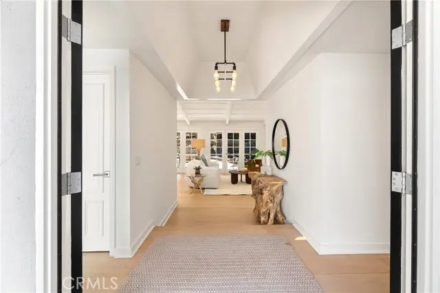 4801 Hermano, Tarzana, CA 91356 - #2