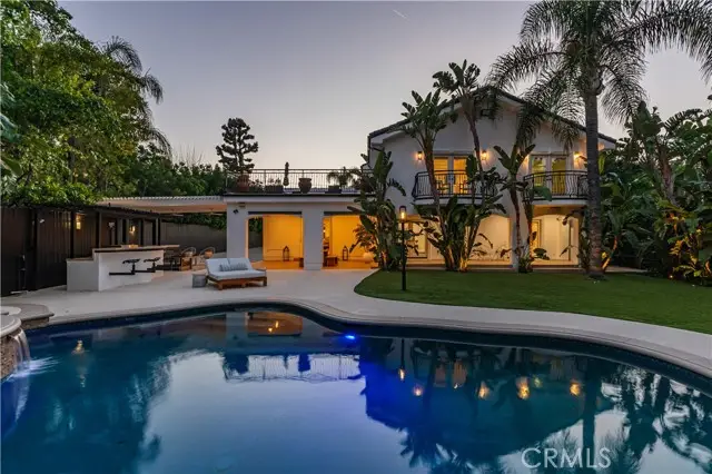 5242 Topeka Drive, Tarzana, CA 91356 - #2