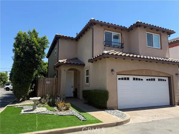 8621 Noble Avenue  #4, North Hills, CA 91343