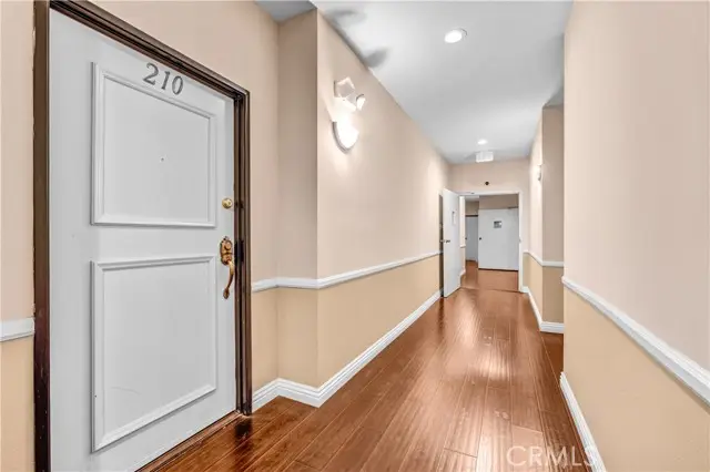 17914 Magnolia Boulevard  #210, Encino, CA 91316 - #3