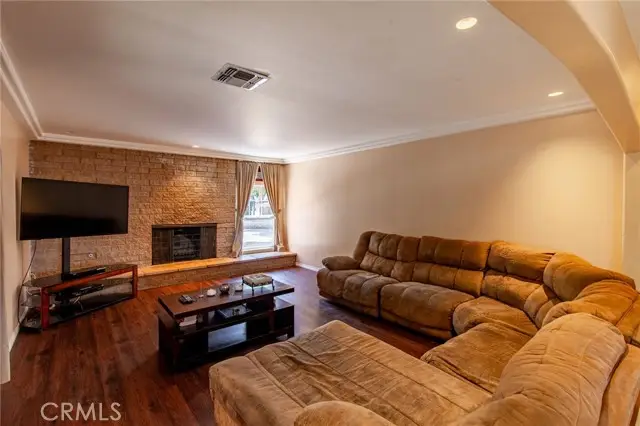 12124 Buckeye Avenue, Sylmar, CA 91342 - #2