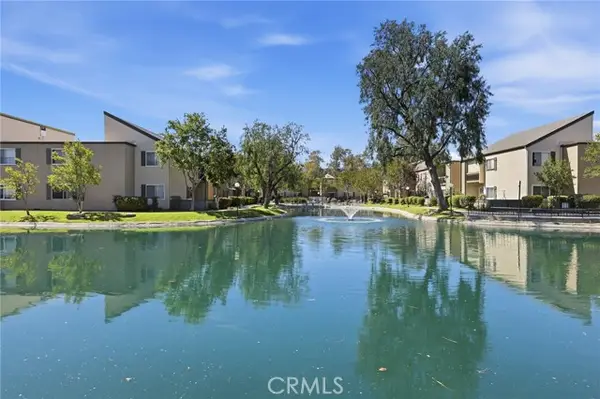 24430 Nicklaus Drive  #L2, Valencia, CA 91355