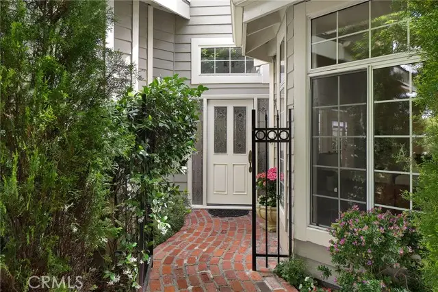 4532 Laurelgrove Avenue, Studio City, CA 91604 - #2