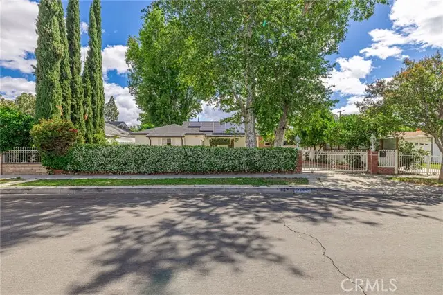 6454 Baird, Reseda, CA 91335 - #3