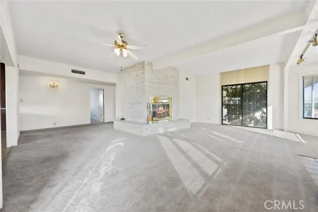 240 Real, Bakersfield, CA 93309 - #2