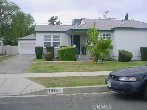 19134 Delano, Tarzana, CA 91335