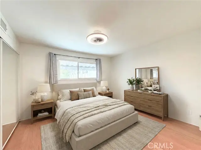 22131 Oxnard Street  #A, Woodland Hills, CA 91367 - #3