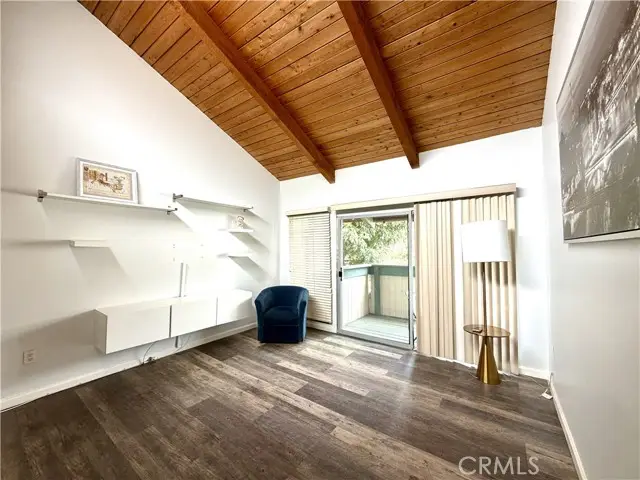 8601 International  #224, Canoga Park, CA 91304 - #2