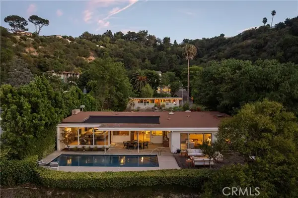 3511 Stonehill Place, Sherman Oaks, CA 91423