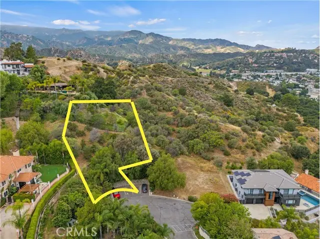 24879 Bella Vista Drive, Newhall, CA 91321 - #2