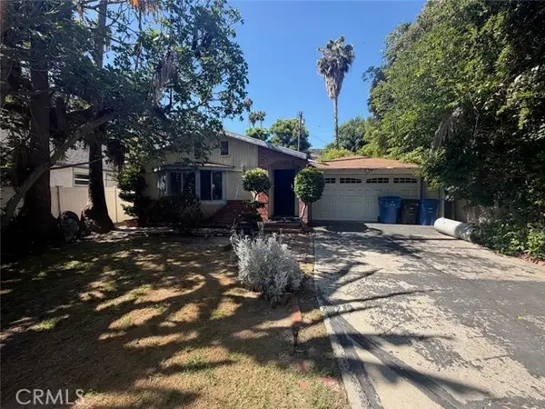 10862 Fruitland Drive, Studio City, CA 91604