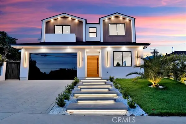 706 Kenneth Road, Burbank, CA 91501