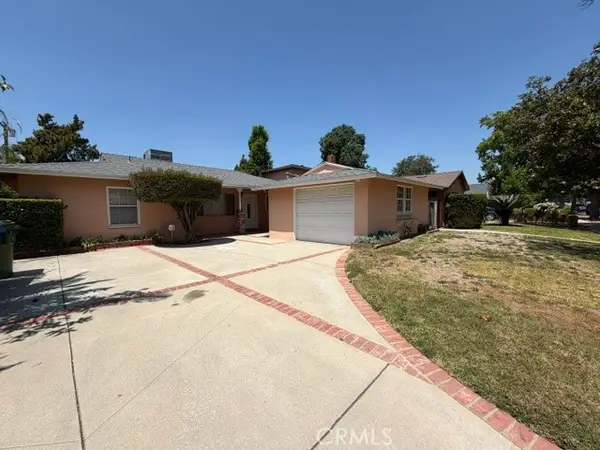 6927 Costello, Van Nuys, CA 91405