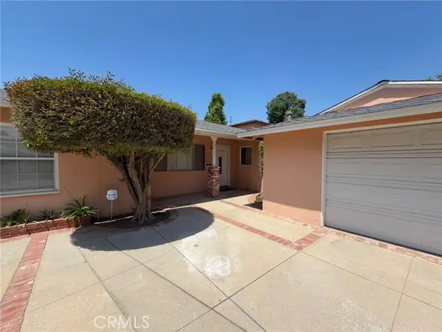 6927 Costello, Van Nuys, CA 91405 - #2
