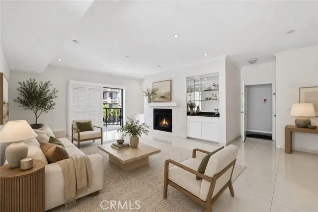 1338 Amherst  #102, Los Angeles, CA 90025 - #1