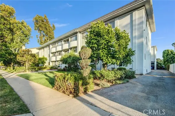 972 California  #304, Pasadena, CA 91106