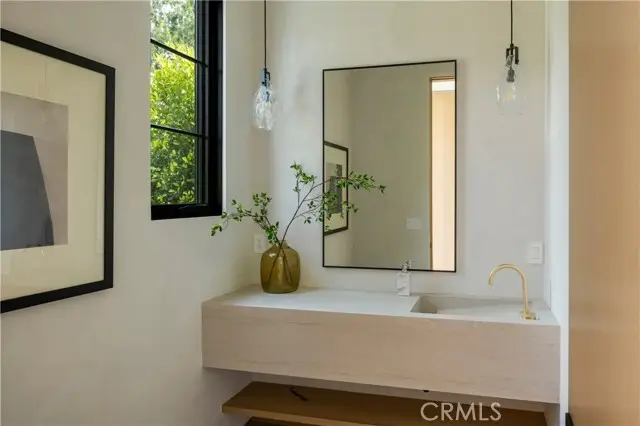 4245 Bellaire Avenue, Studio City, CA 91604 - #3