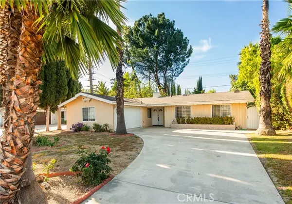 20865 Martha, Woodland Hills, CA 91367