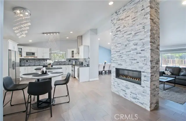 20865 Martha, Woodland Hills, CA 91367 - #2