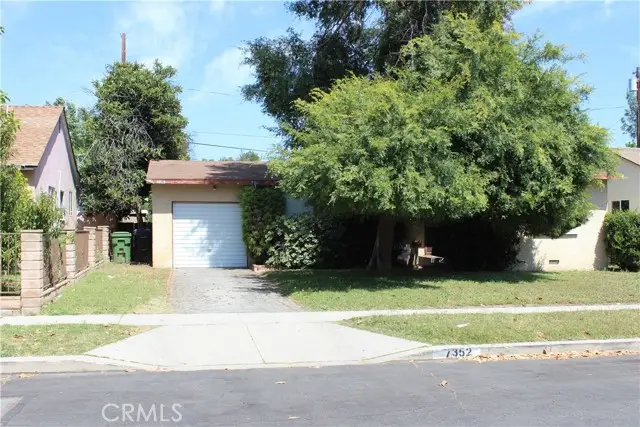 7352 Amestoy, Van Nuys, CA 91406 - #1