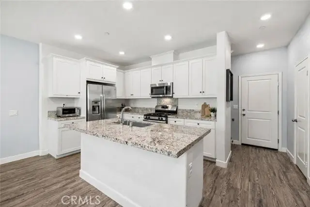 22838 Concord, Saugus, CA 91350 - #1
