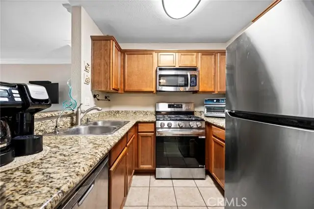 355 Maple Street  #121, Burbank, CA 91505 - #3