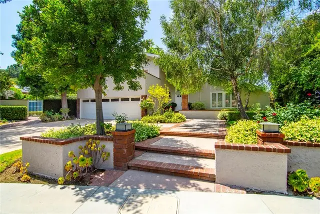 3861 Braewood Court, Tarzana, CA 91356 - #3