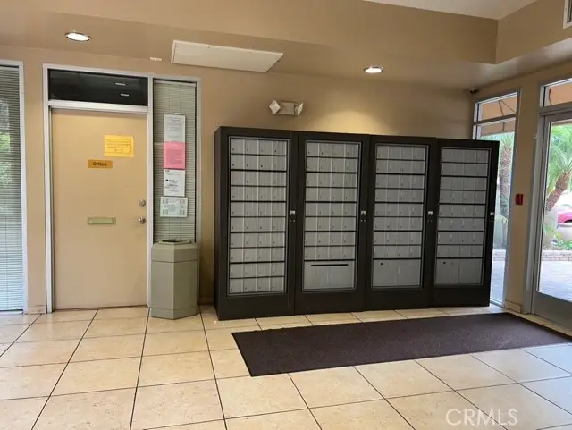 5325 Newcastle  #330, Encino, CA 91316 - #3