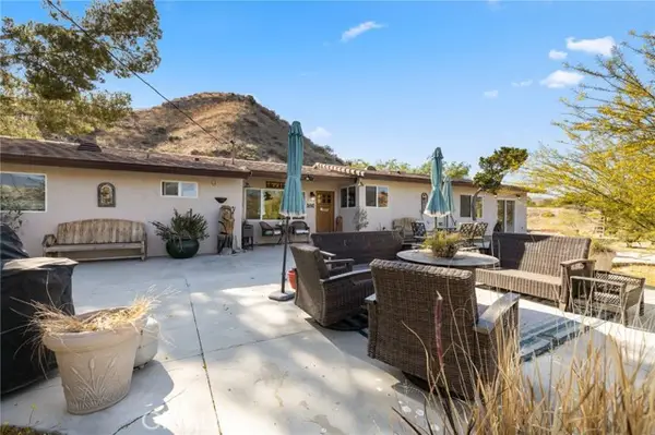 30325 Brandywine Canyon, Canyon Country, CA 91351