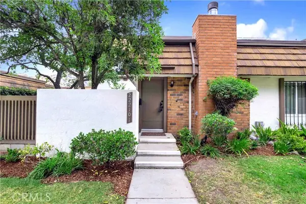 22210 James Alan Circle  #1, Chatsworth, CA 91311
