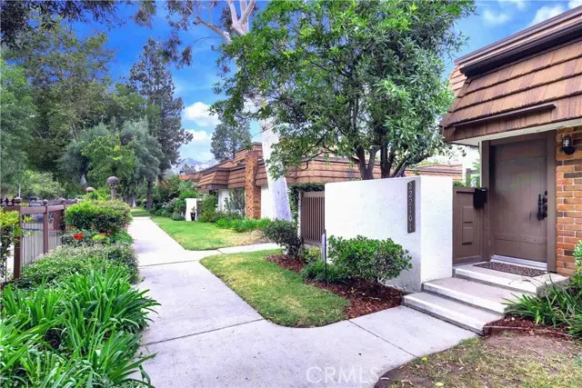22210 James Alan Circle  #1, Chatsworth, CA 91311 - #3