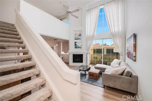7037 La Tijera  #E201, Los Angeles, CA 90045