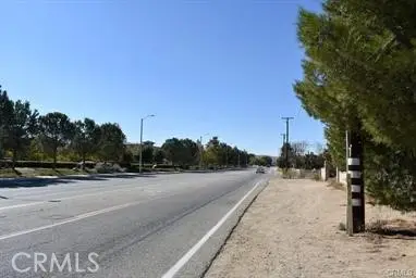 1239 Ave O8, Palmdale, CA 93551